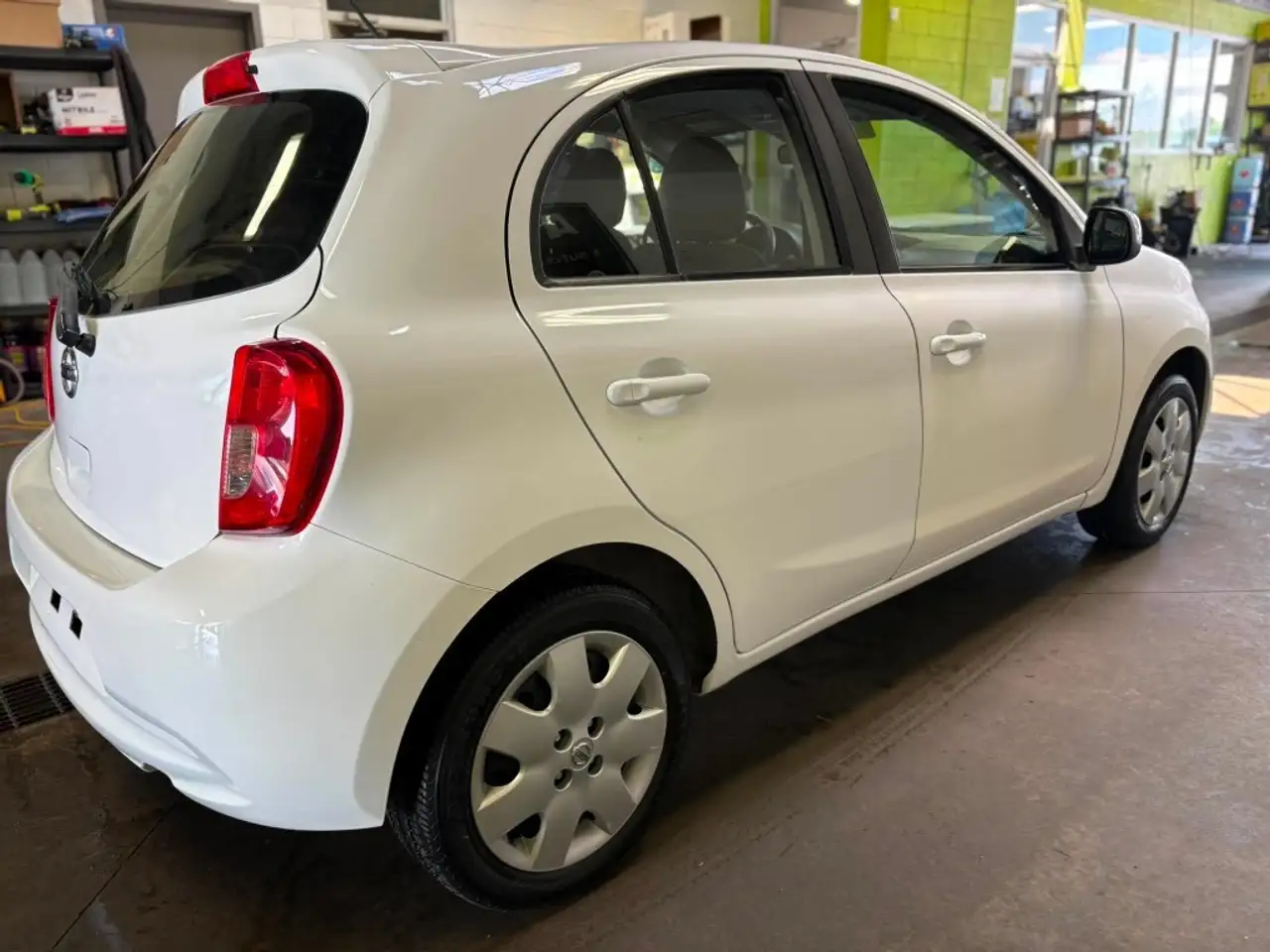 Nissan Micra снимка Nissan Micra