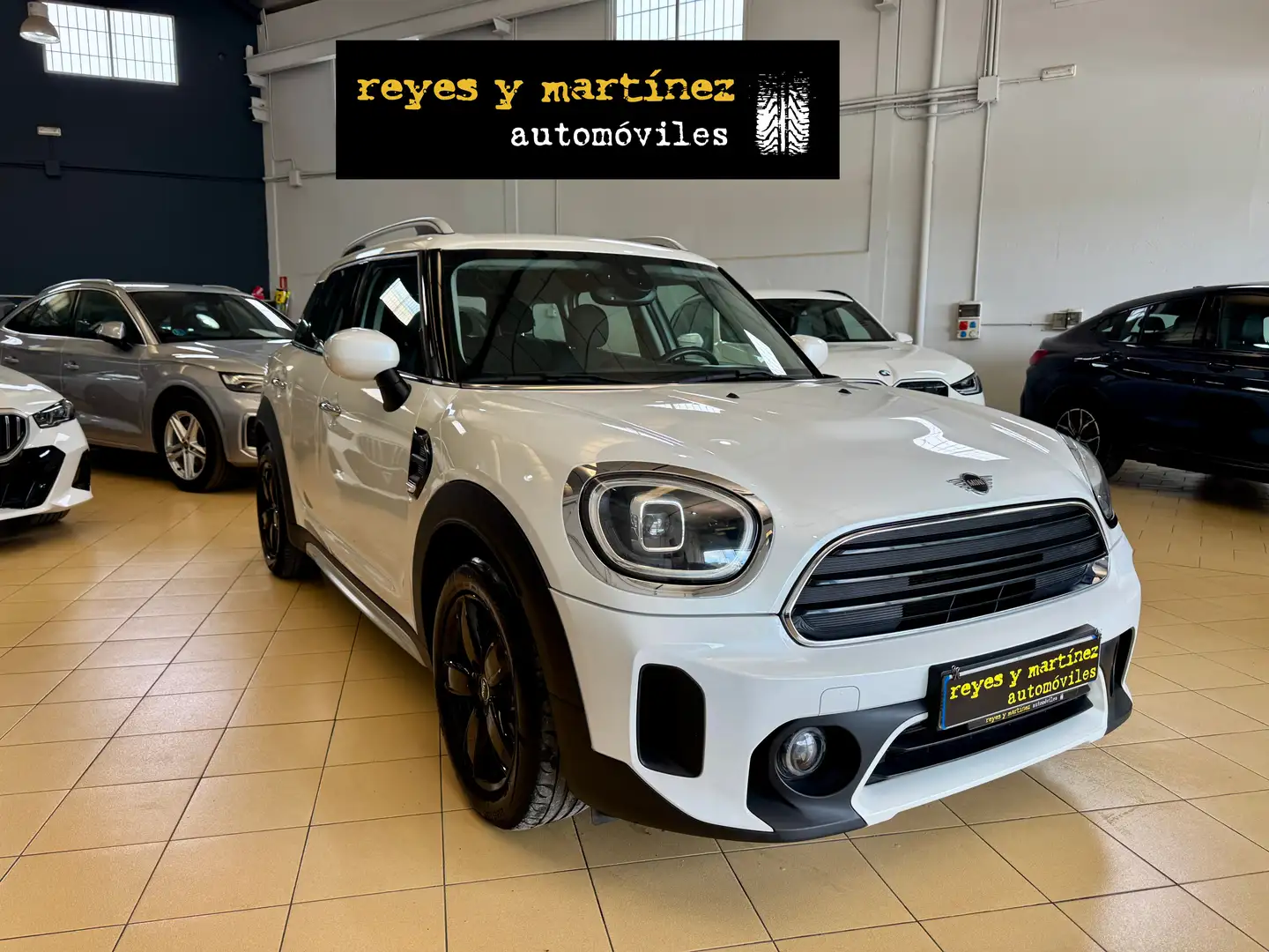 MINI Cooper Countryman D AUT. Blanco - 2