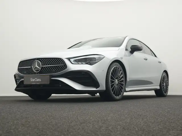 Mercedes-Benz Cla view 10