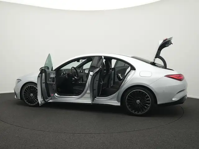Mercedes-Benz Cla view 16