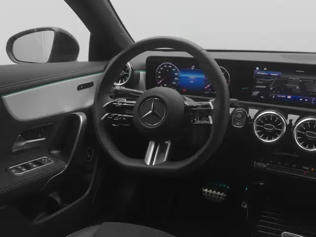 Mercedes-Benz Cla view 19