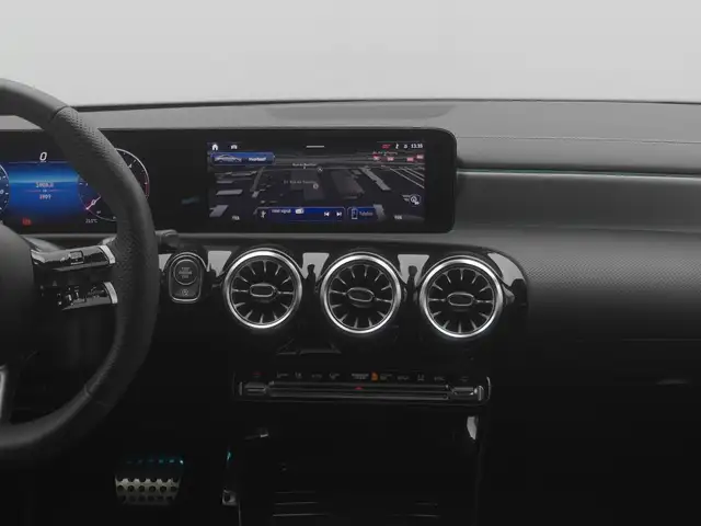 Mercedes-Benz Cla view 20