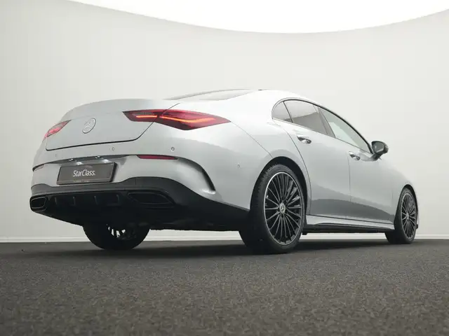 Mercedes-Benz Cla view 11