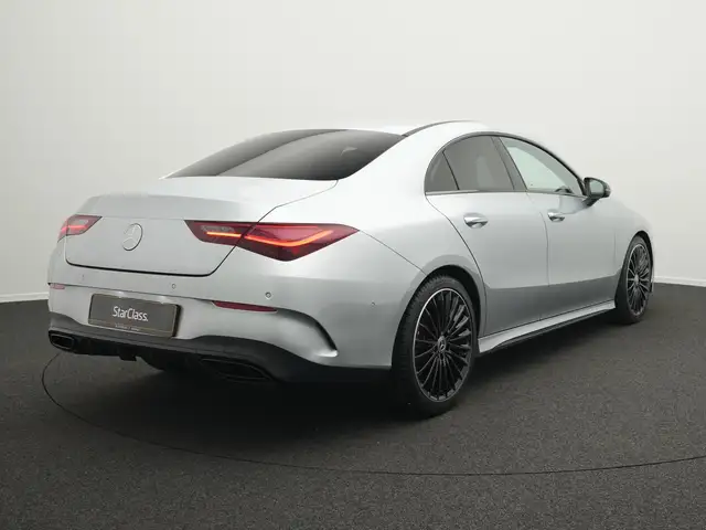 Mercedes-Benz Cla view 3