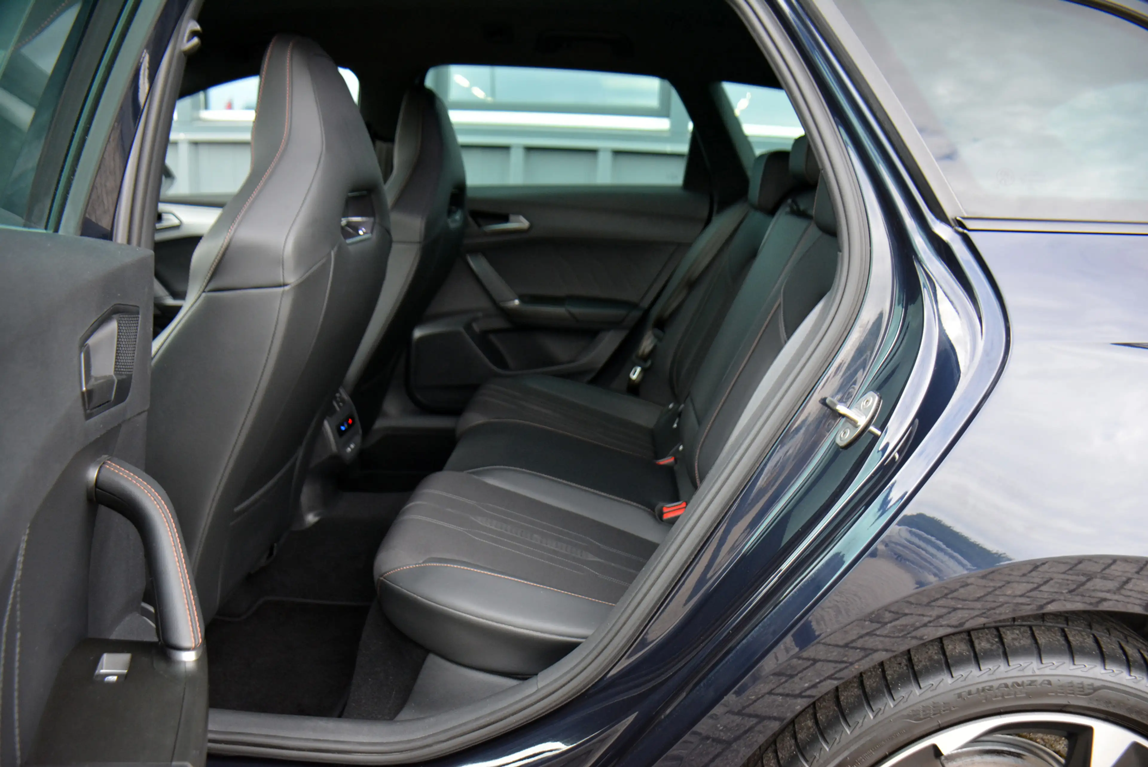 CUPRA Leon Sportstourer 1.4 e-Hybrid Business * SoH 92% * Cam — photo 22