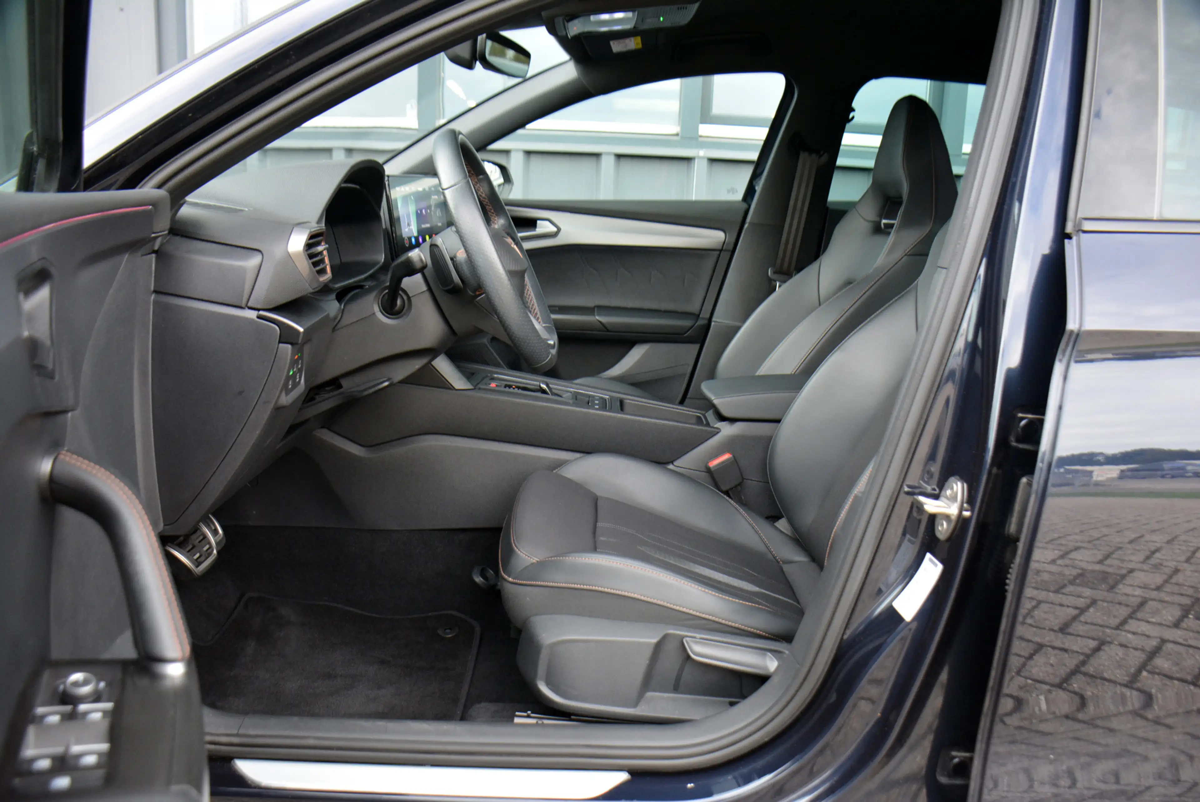 CUPRA Leon Sportstourer 1.4 e-Hybrid Business * SoH 92% * Cam — photo 21