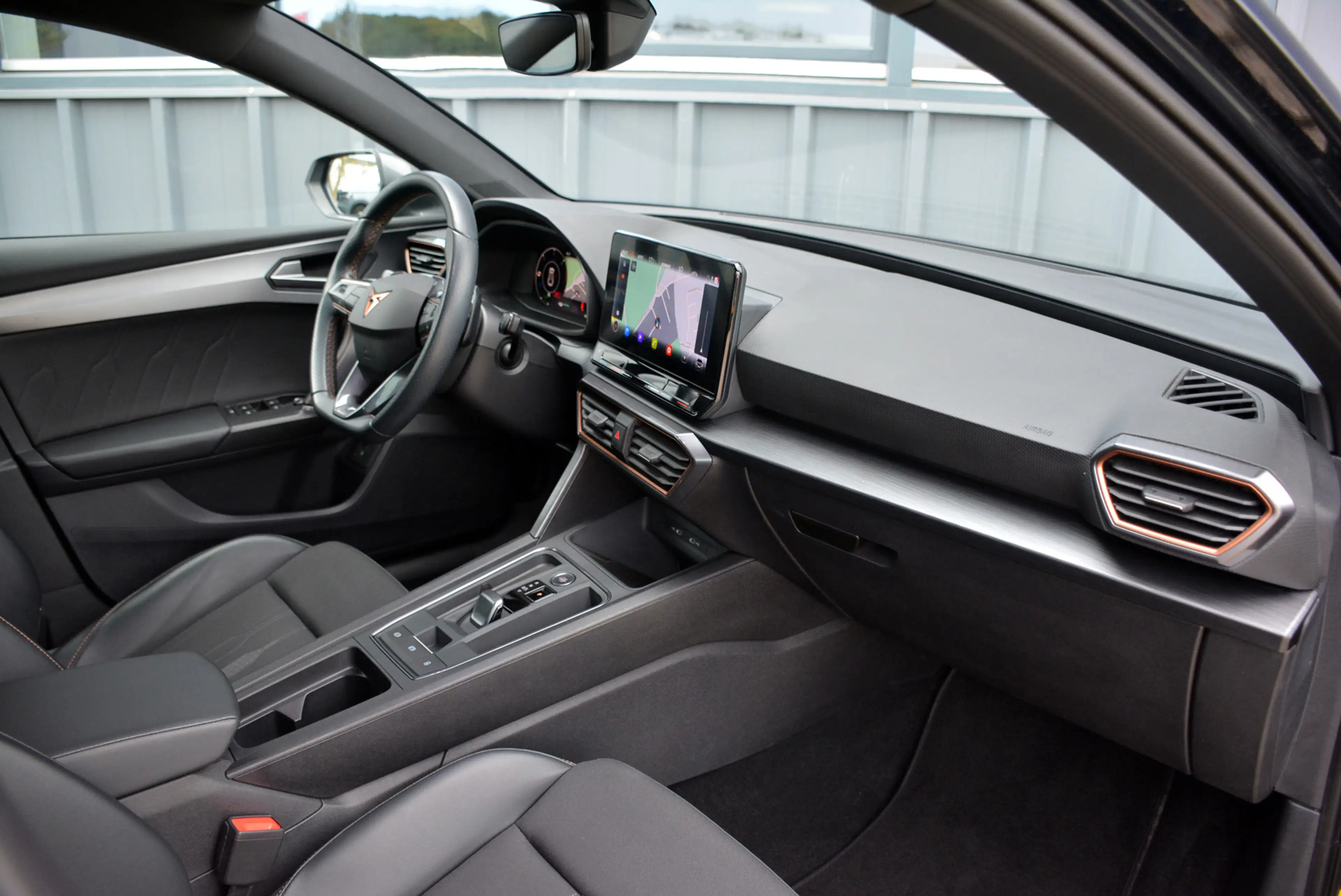 CUPRA Leon Sportstourer 1.4 e-Hybrid Business * SoH 92% * Cam — photo 42