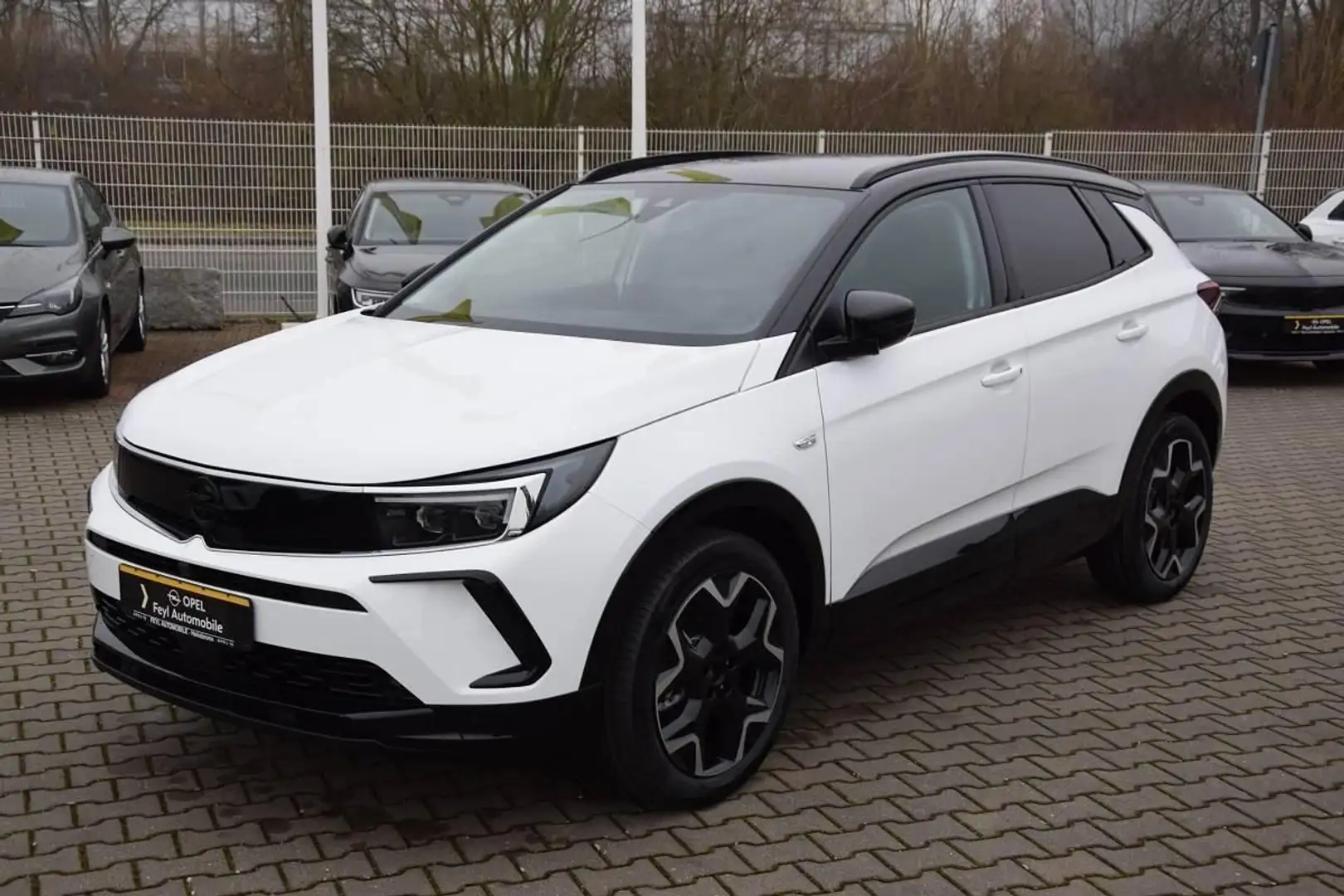 Opel Grandland X Grandland 1.2 Turbo "Ultimate" AT Weiß - 2