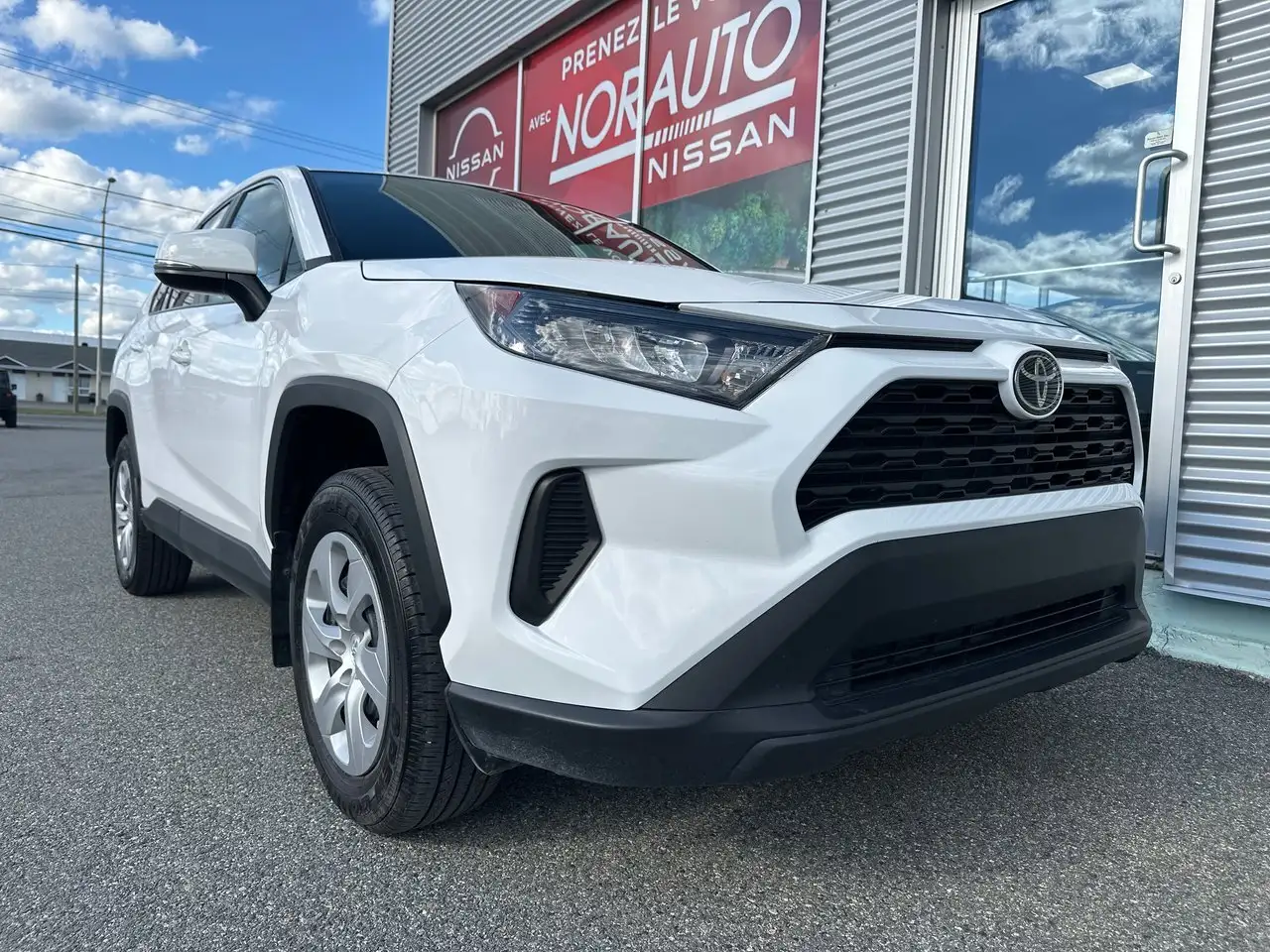 Toyota RAV 4 снимка Toyota RAV 4