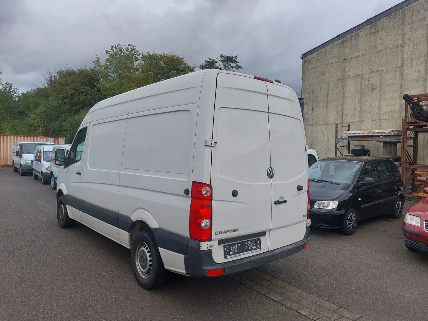 Volkswagen Crafter Kasten 35 mittel L2H2 Hochdach Weiß - 2