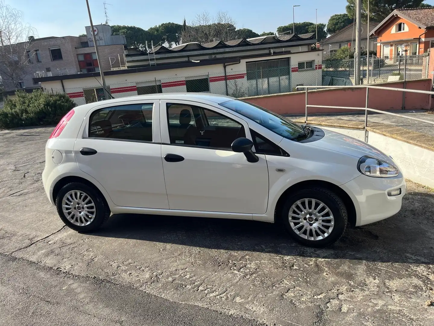 Fiat Punto Punto+III+2012+5p+1.2+Street+E6 Bianco - 1
