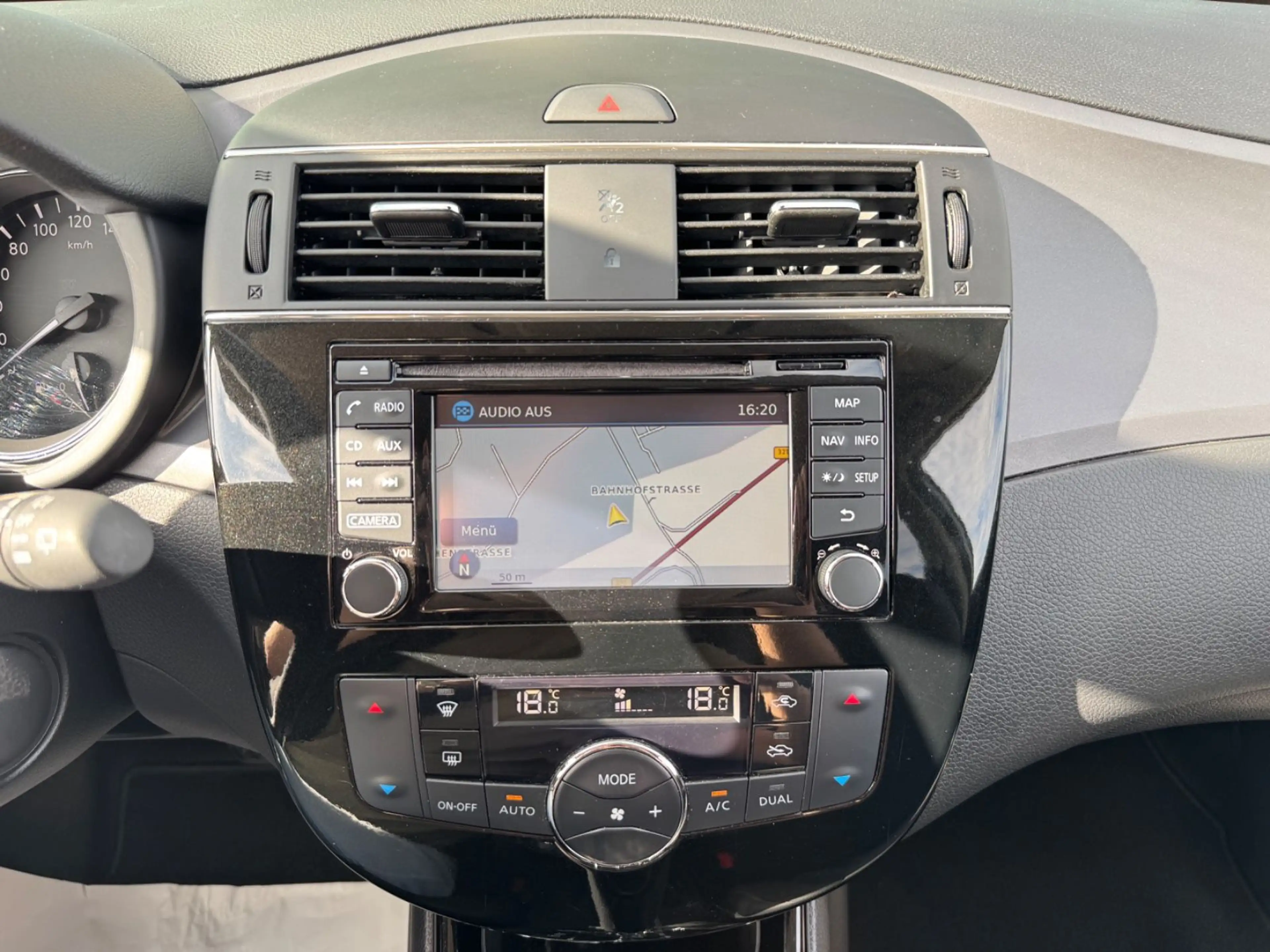 Nissan Pulsar 1.2 N-Connecta Automatik 360° Totw.Spurh. — photo 14