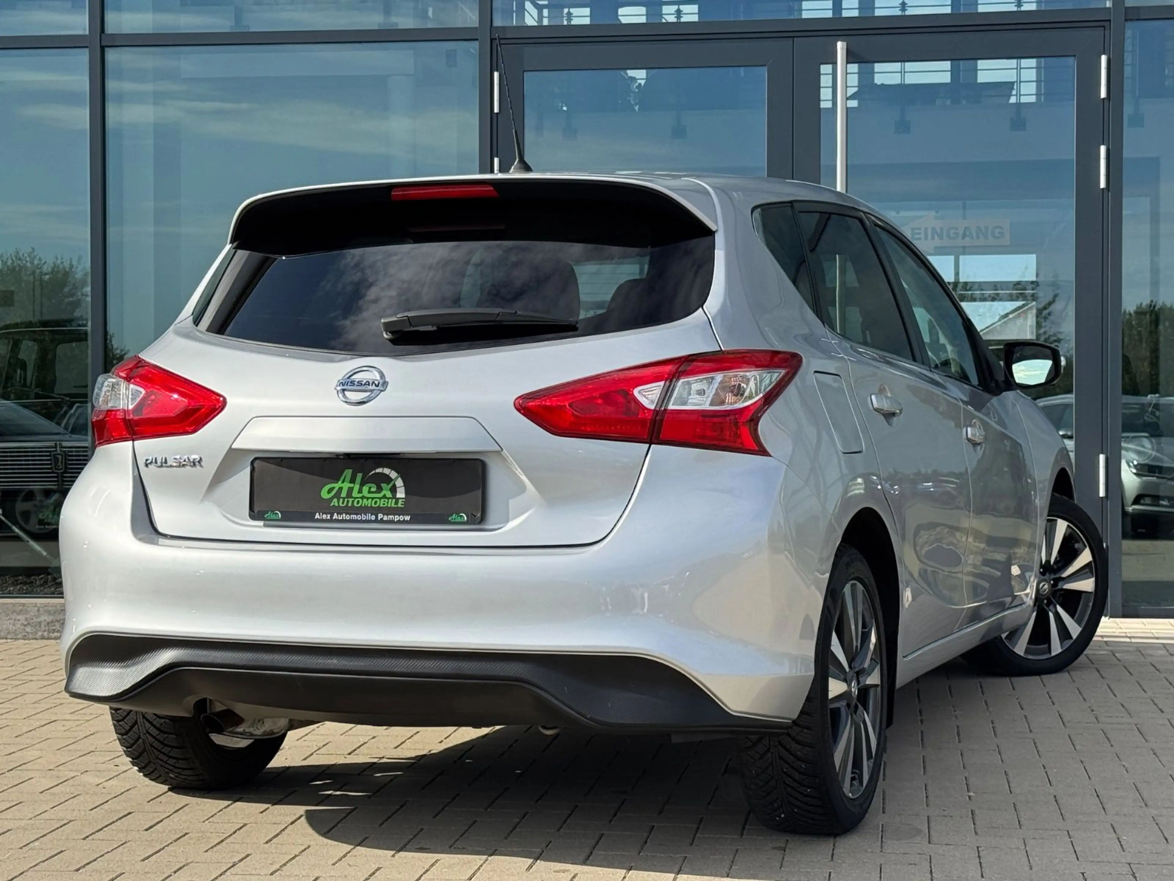 Nissan Pulsar 1.2 N-Connecta Automatik 360° Totw.Spurh. — photo 6