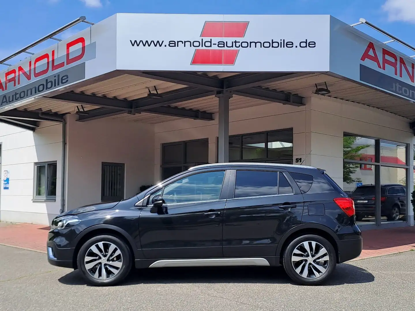 Suzuki (SX4) S-Cross 1.4 Allgrip Schwarz - 1