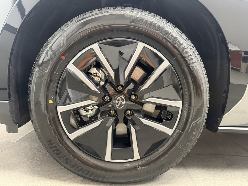 Toyota bZ4X Active Drive — photo 5