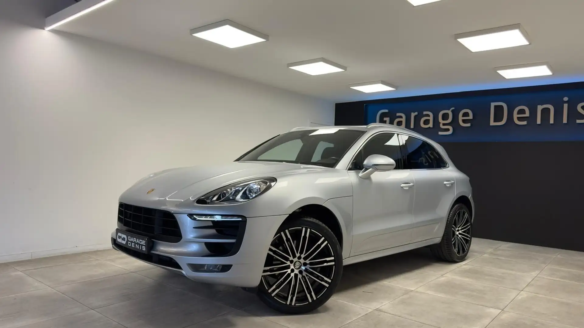 Porsche Macan 2.0 Turbo PDK**GPS**TOIT-PANO*LED*GARANTIE 12MOIS* Gris - 1