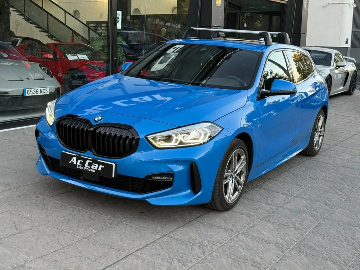BMW 116 118i Bleu - 2