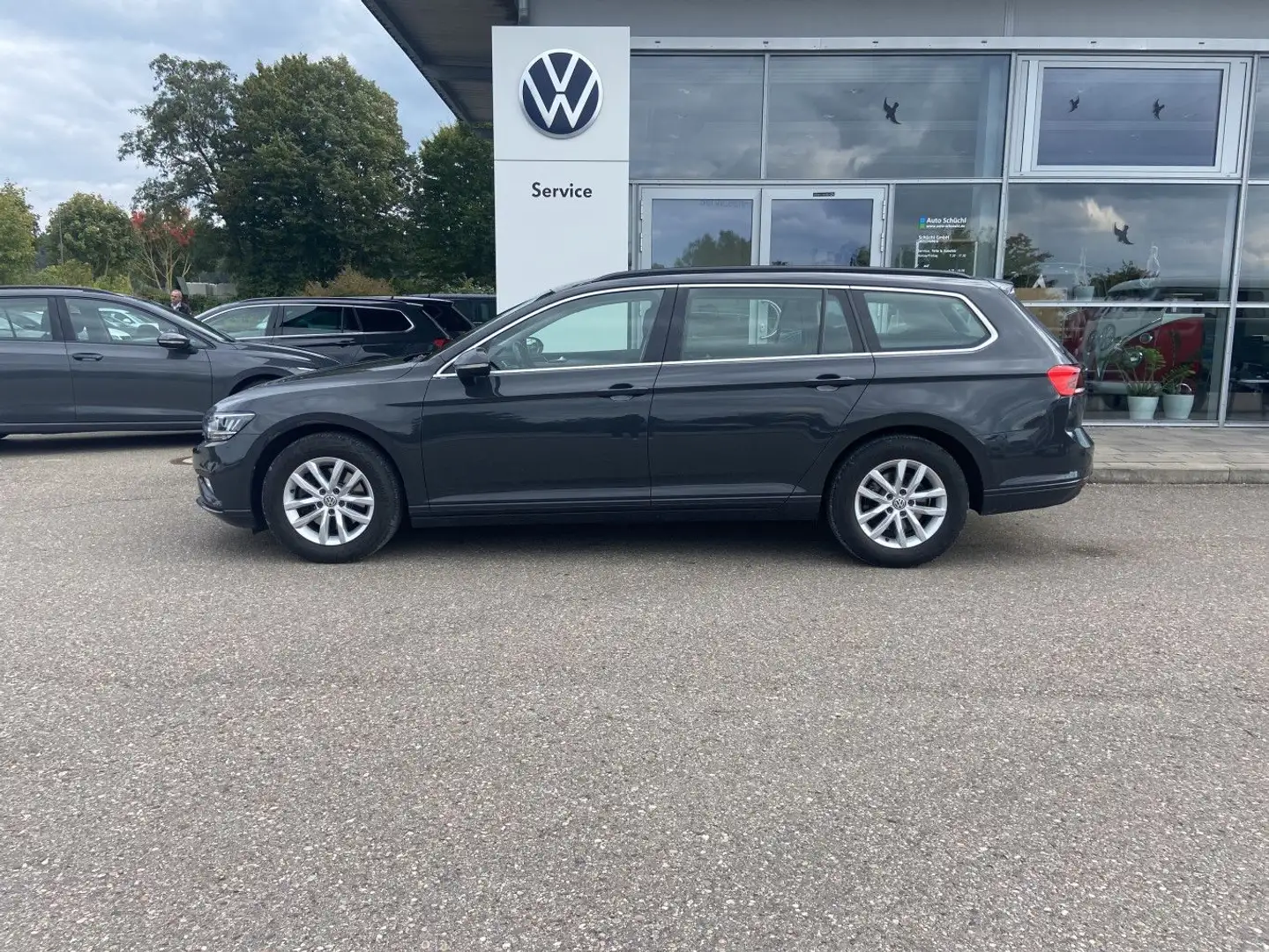 Volkswagen Passat Variant 2.0 TDI DSG Business NAVI+LED+AHK Grau - 2