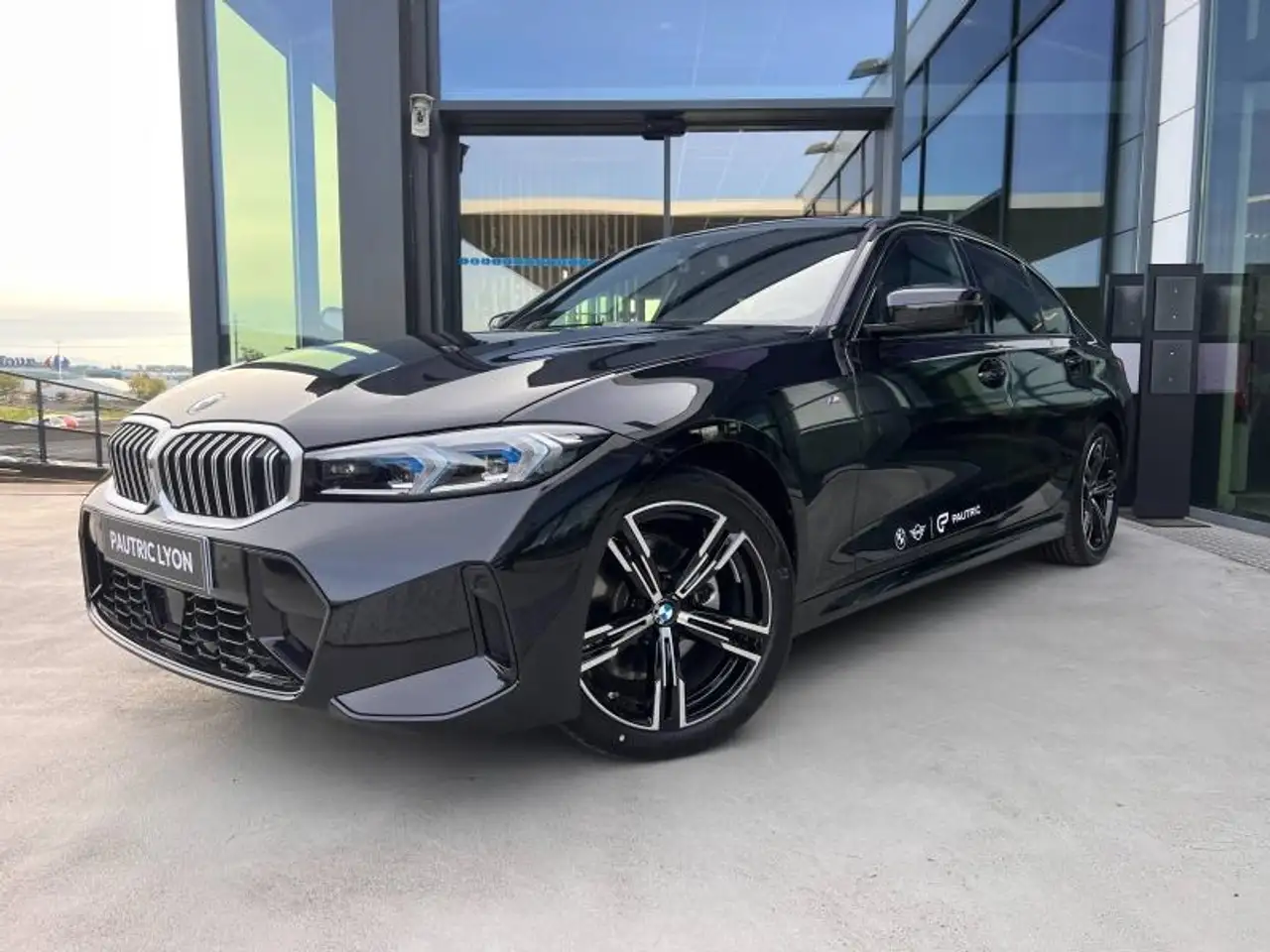 BMW 320