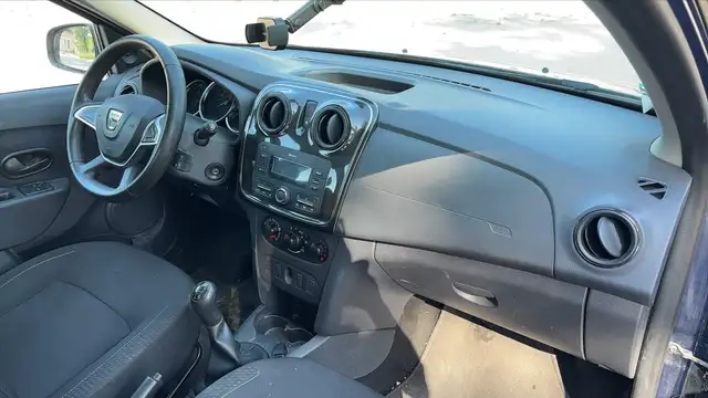 Dacia Sandero view 10