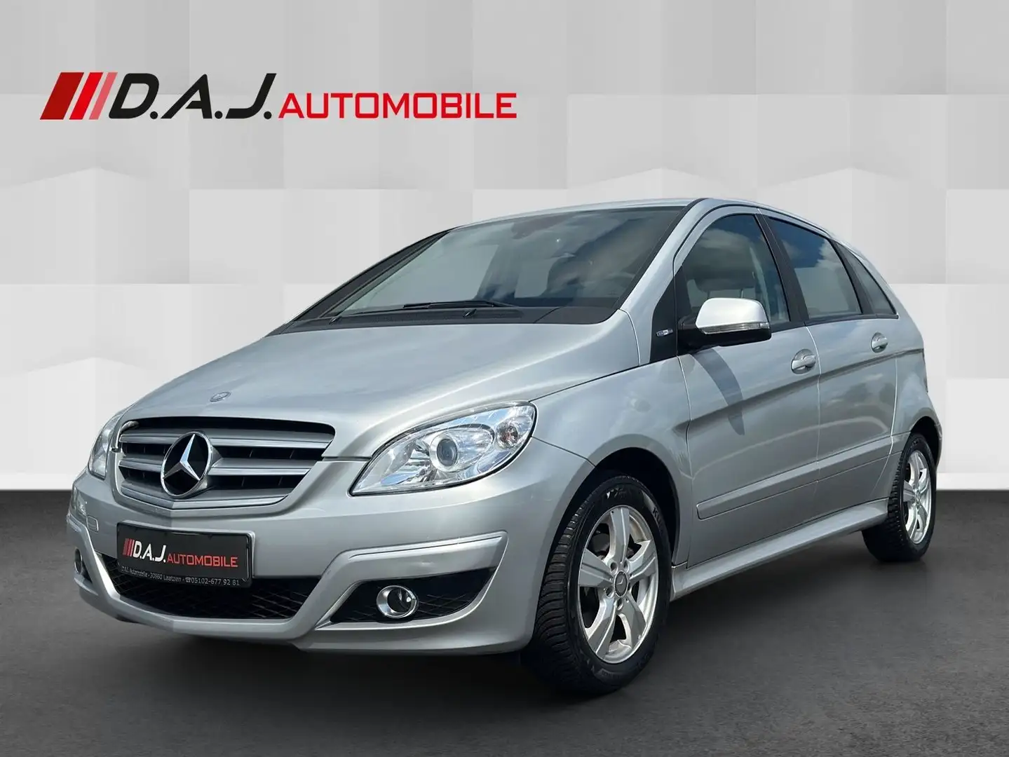 Mercedes-Benz B 180 BlueEfficiency / Klima SHZ LM-Räder BT Silber - 1