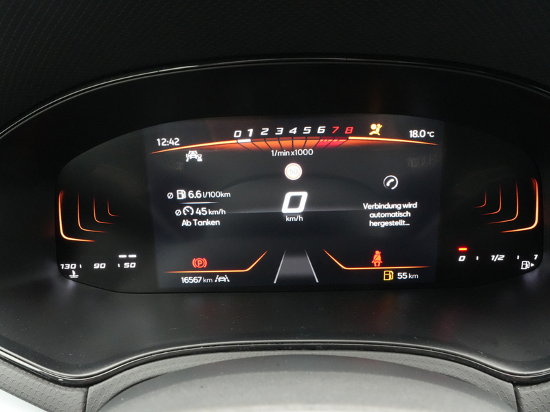 SEAT Arona Style NAVI VIRT ACC KAM SHZ CARPLAY LED — photo 5