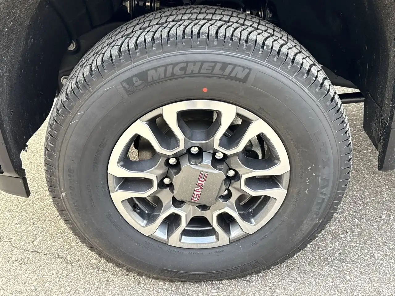 GMC Sierra 2500HD снимка GMC Sierra 2500HD