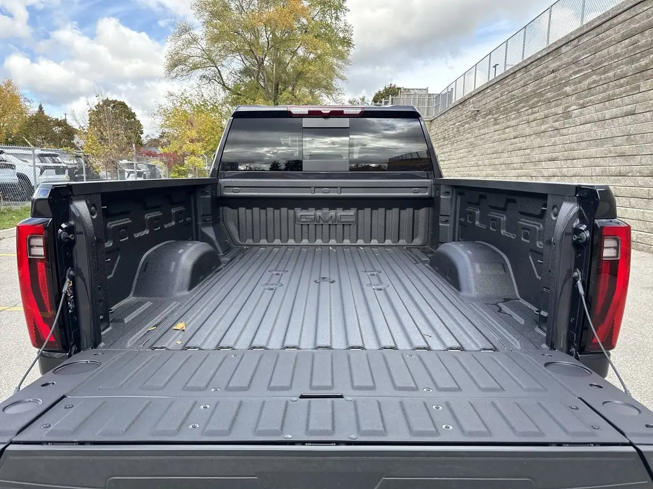 GMC Sierra 2500HD снимка GMC Sierra 2500HD