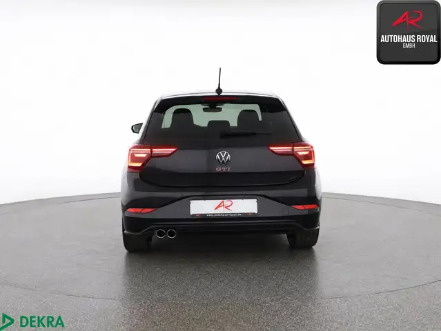 Volkswagen Polo view 4