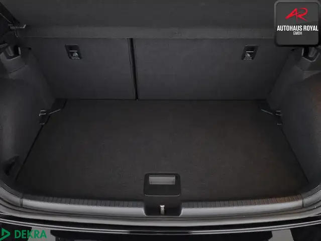 Volkswagen Polo view 13