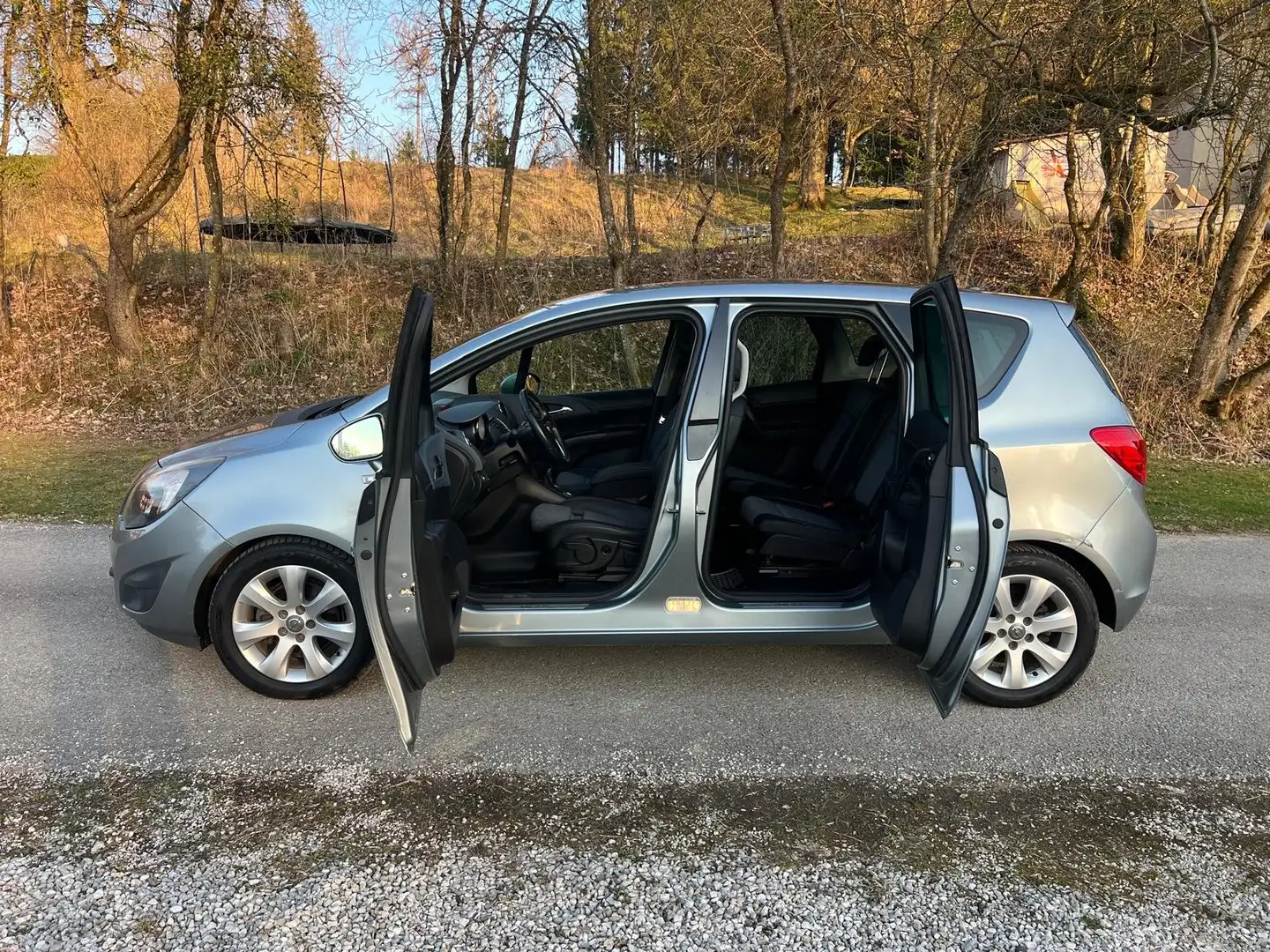 Opel Meriva Innovation *SHZ*BENZIN*AUTOMATIK*EURO6 Grau - 2