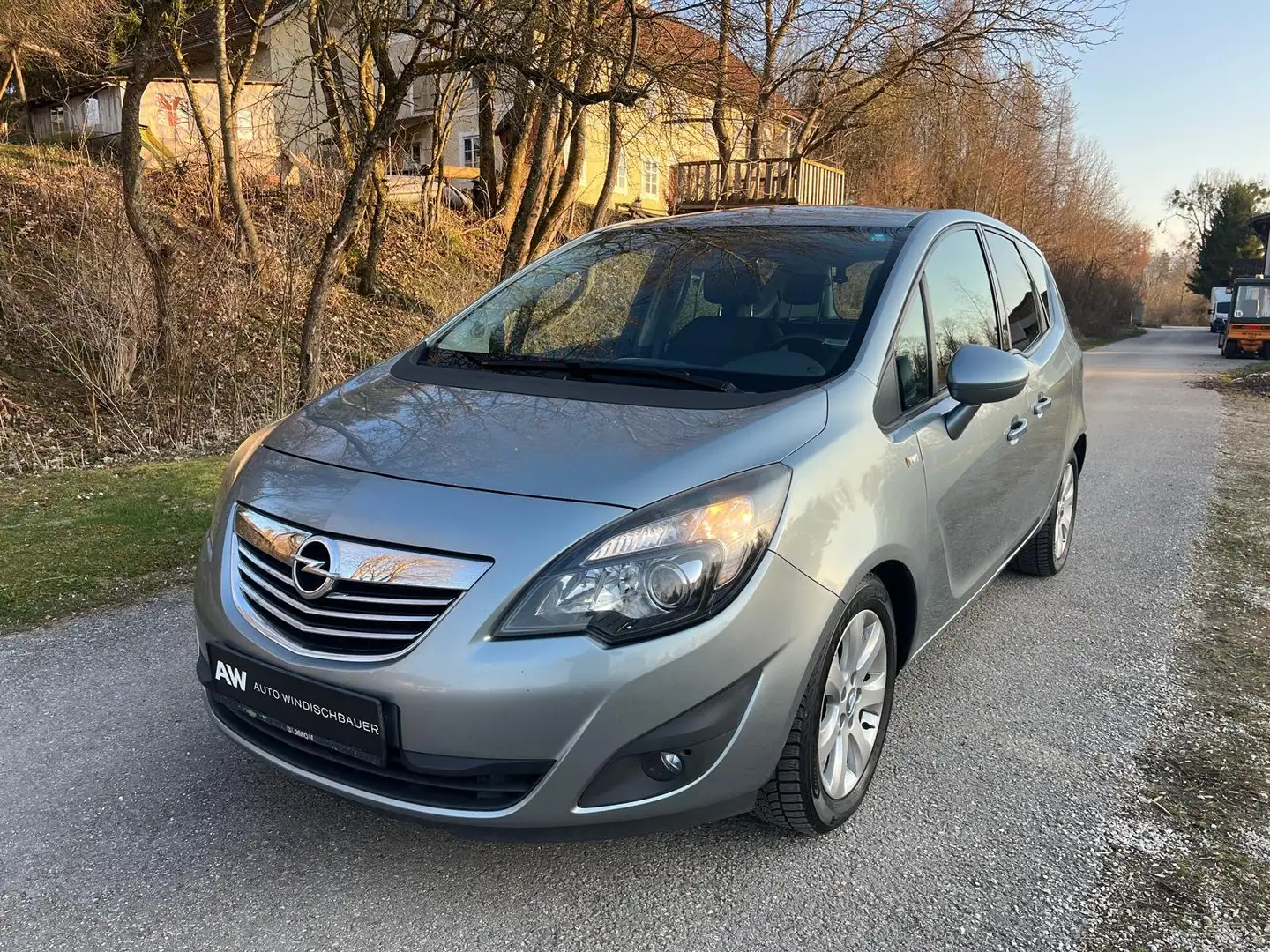 Opel Meriva Innovation *SHZ*BENZIN*AUTOMATIK*EURO6 Grau - 1
