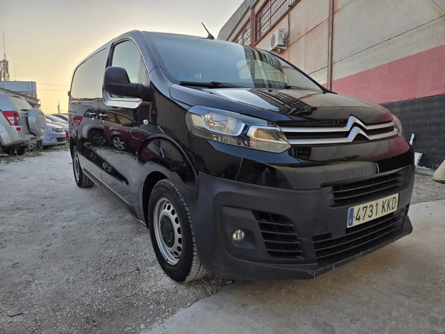 Citroen Jumpy DCb. Abatible BlueHDI Talla XL 120 Noir - 1