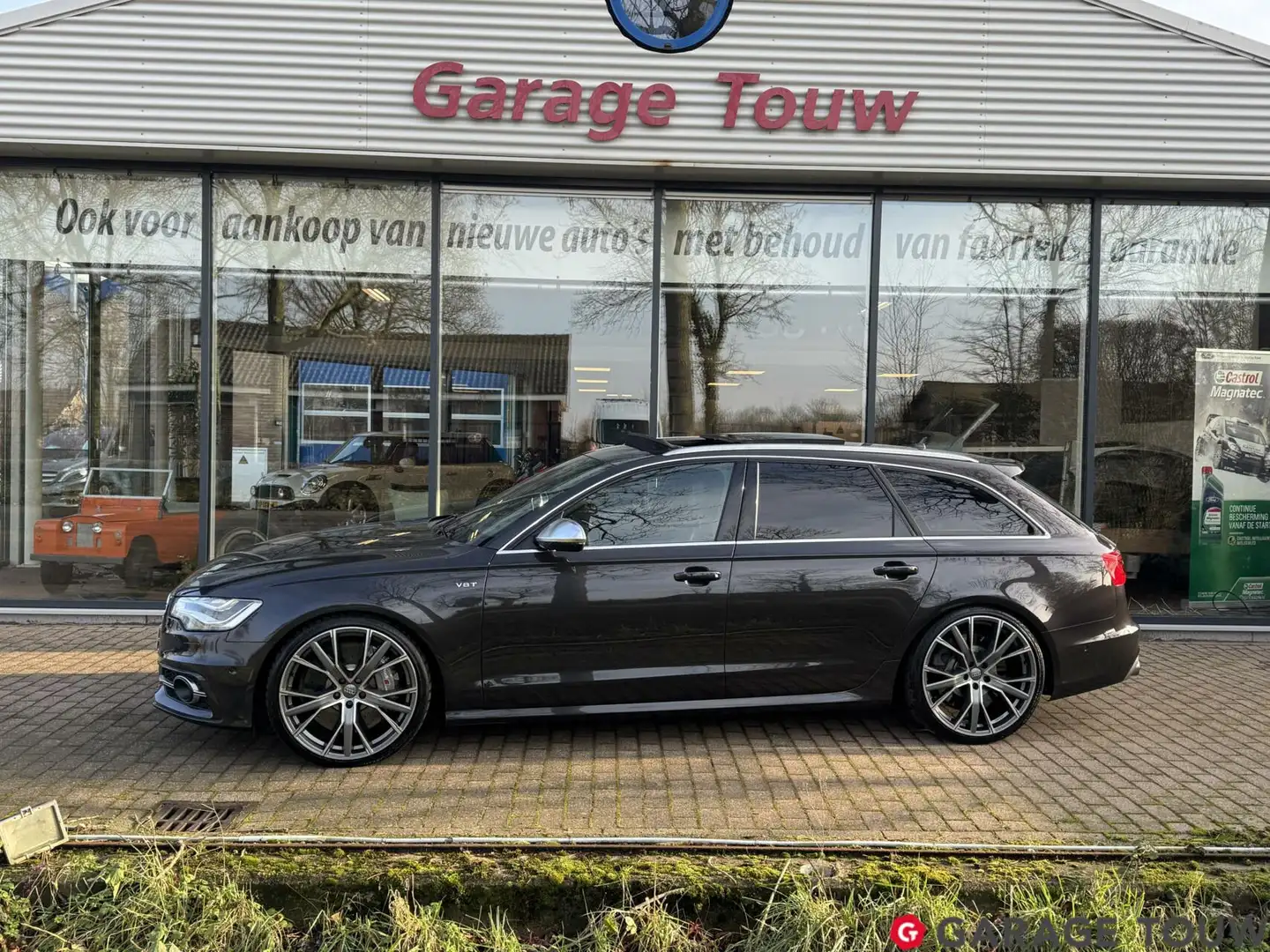 Audi S6 Avant 4.0 TFSI S6 quattro Pro Line Plus Ceramic VO Šedá - 2