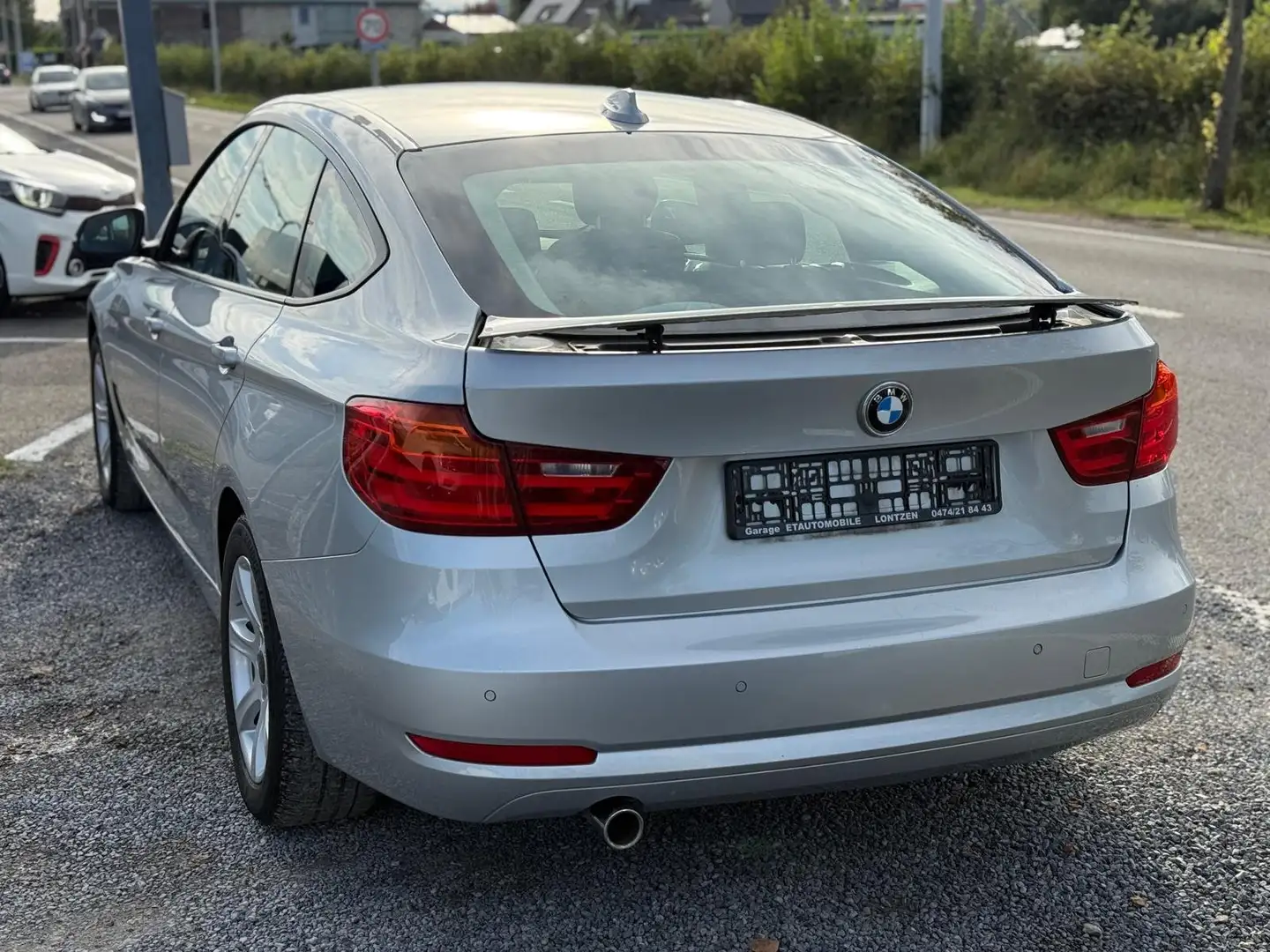 BMW 318 Gran Turismo 318 d Gris - 2