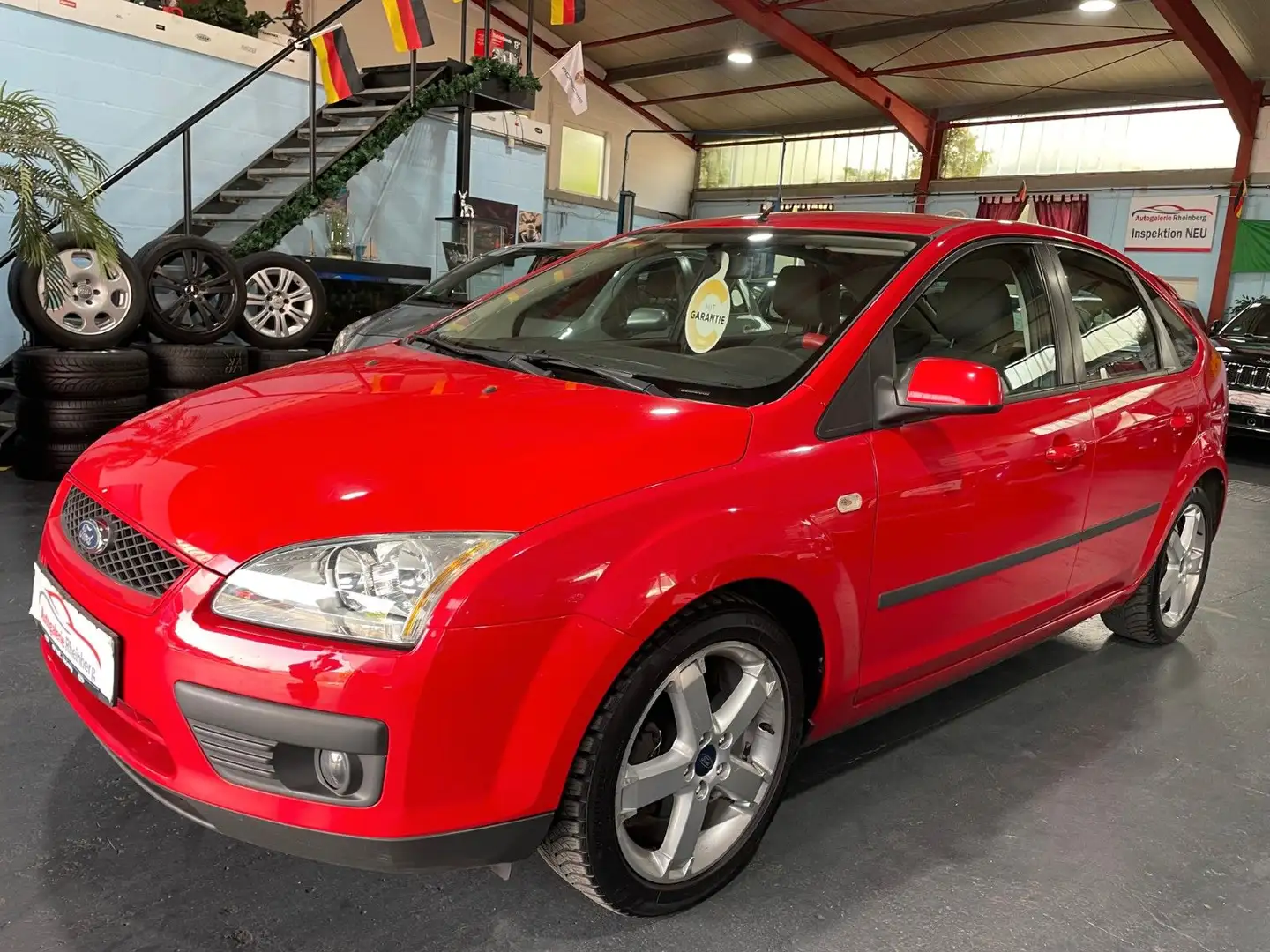 Ford Focus 1.6*TOP*KLIMA*SHZ*AHK*ALLWETTER*TÜV NEU Rot - 1