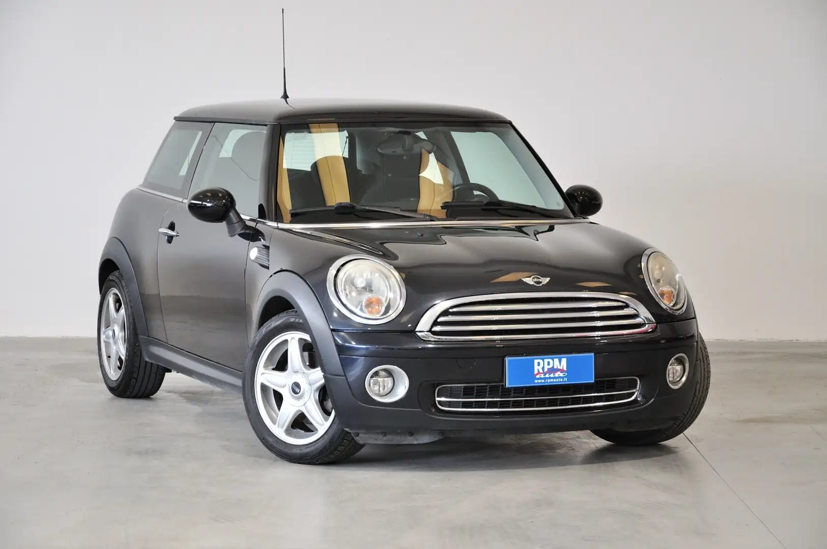 MINI 1.4 16V One 95cv Nero - 1