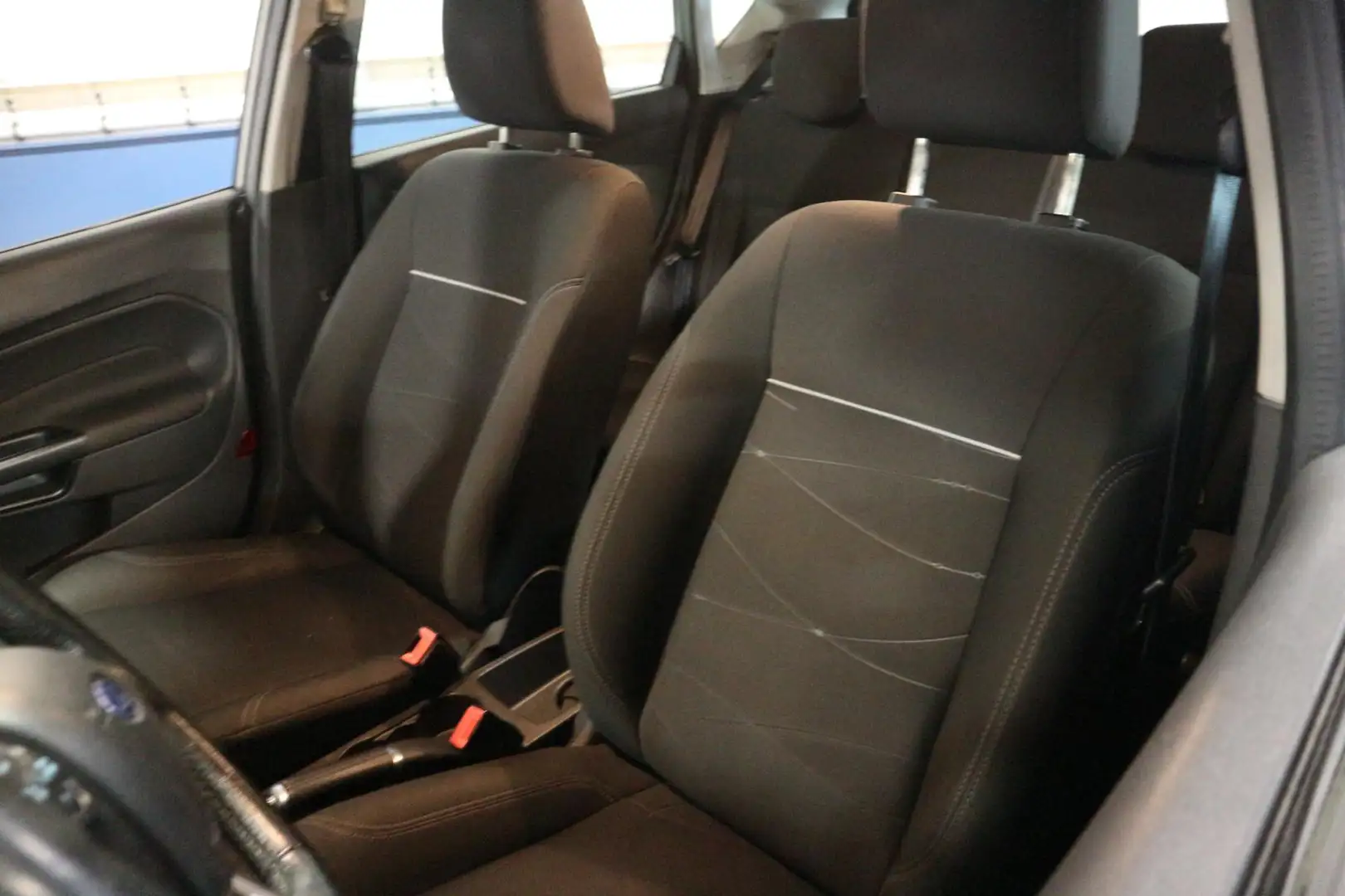 Ford Fiesta 1.0 Style Ultimate / FACELIFT / APK 2027 / NAP ! ! Grau - 2