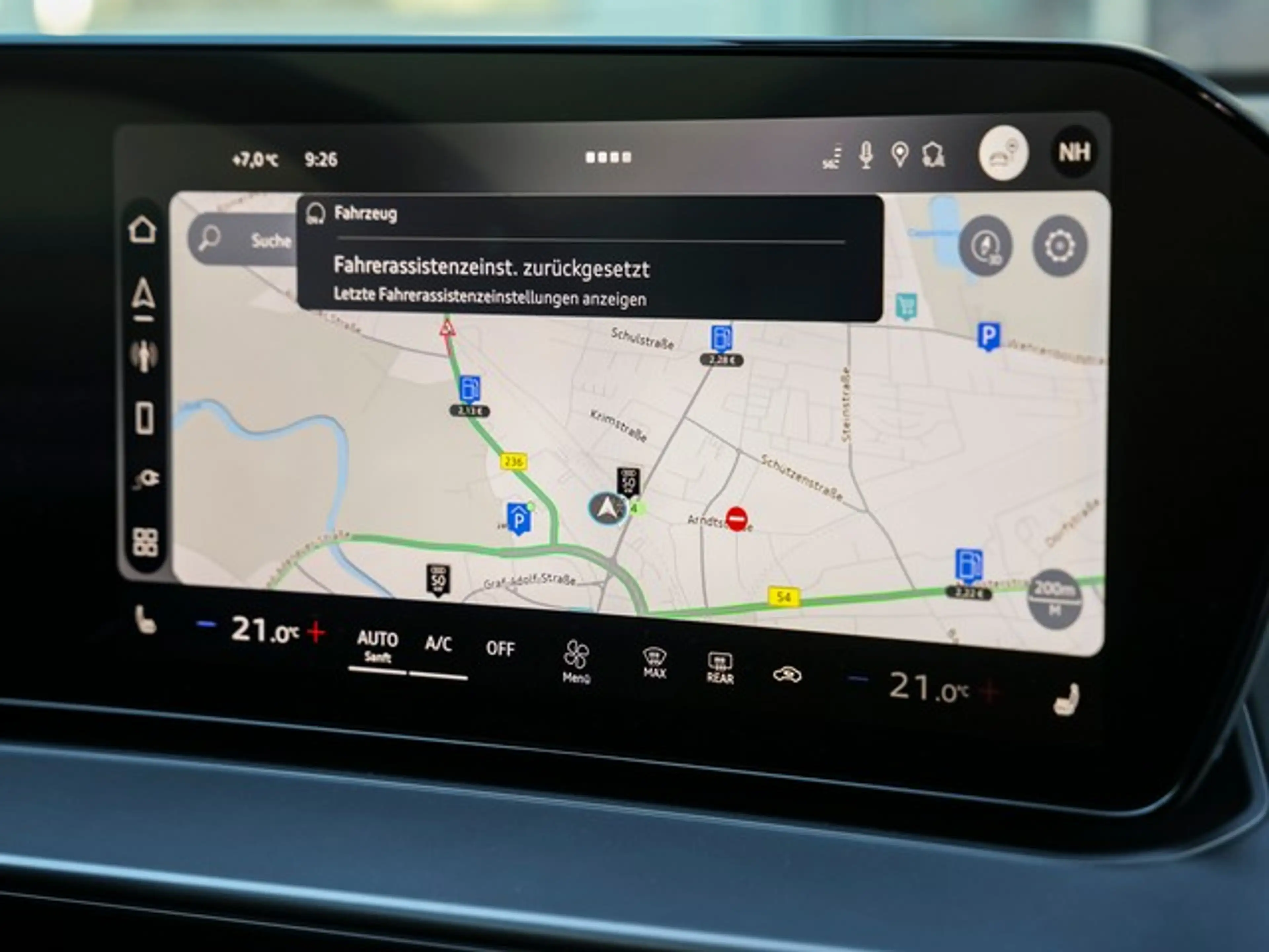 Audi Q3 e-hybrid AHK TECH PLUS LED PLUS — photo 6