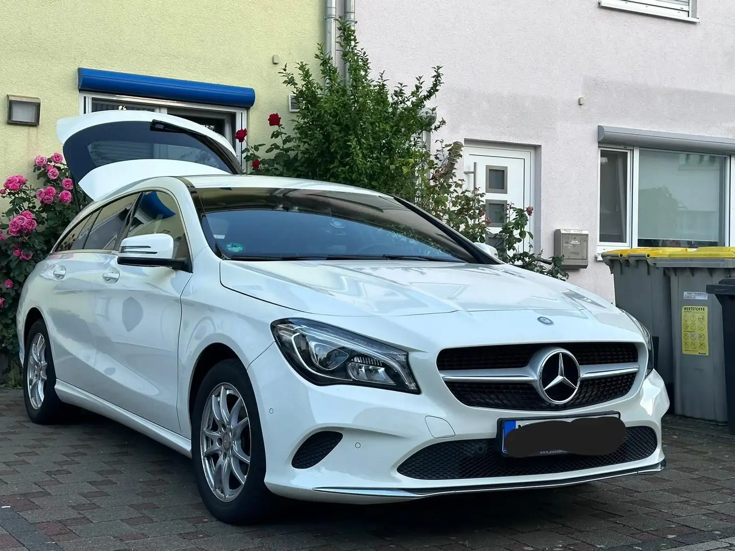 Mercedes-Benz CLA 180 CLA Shooting Brake 180 Peak Edition Weiß - 2