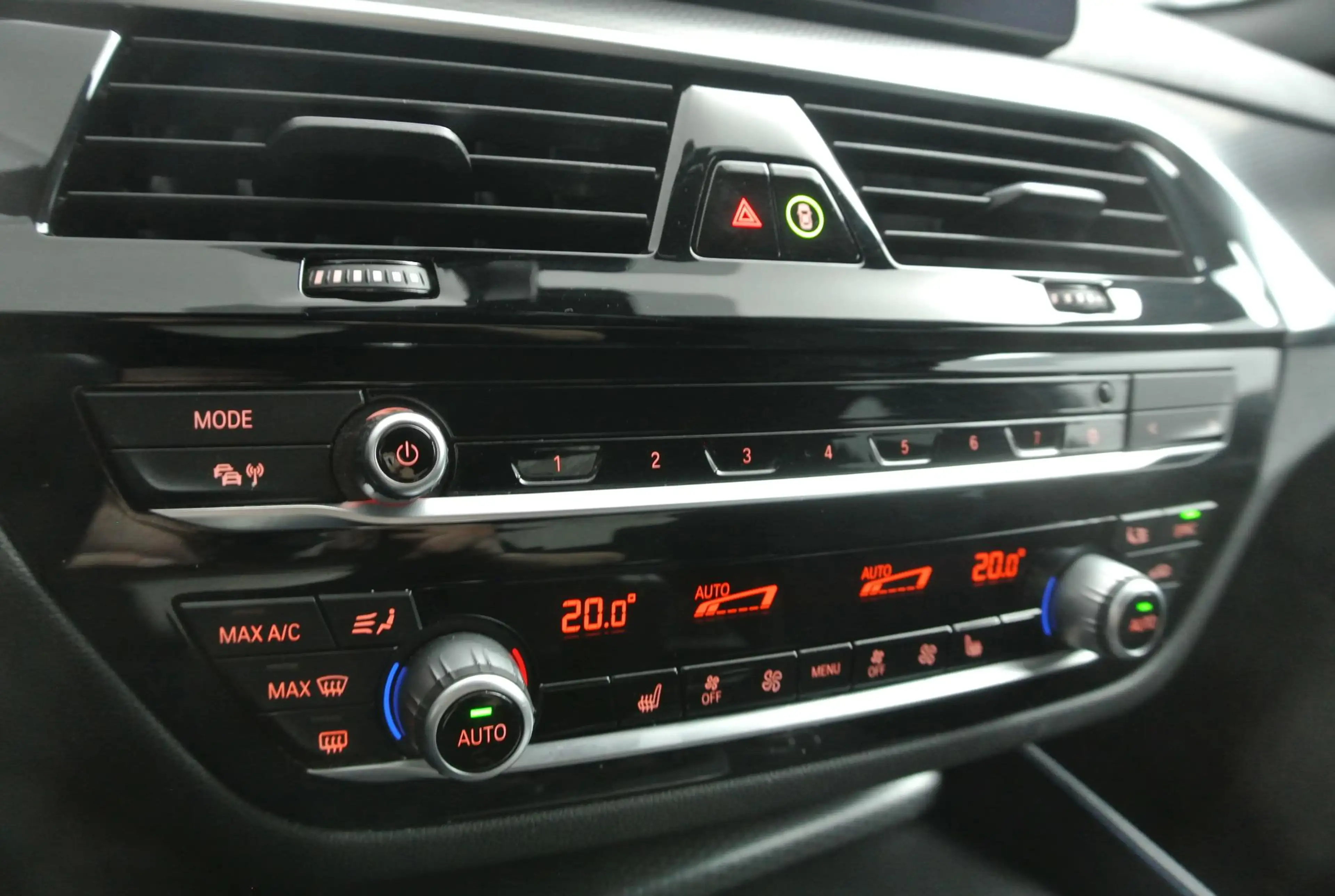BMW 545 5-serie 545e xDrive M-Sport | Shadow Line | Parkin — photo 28
