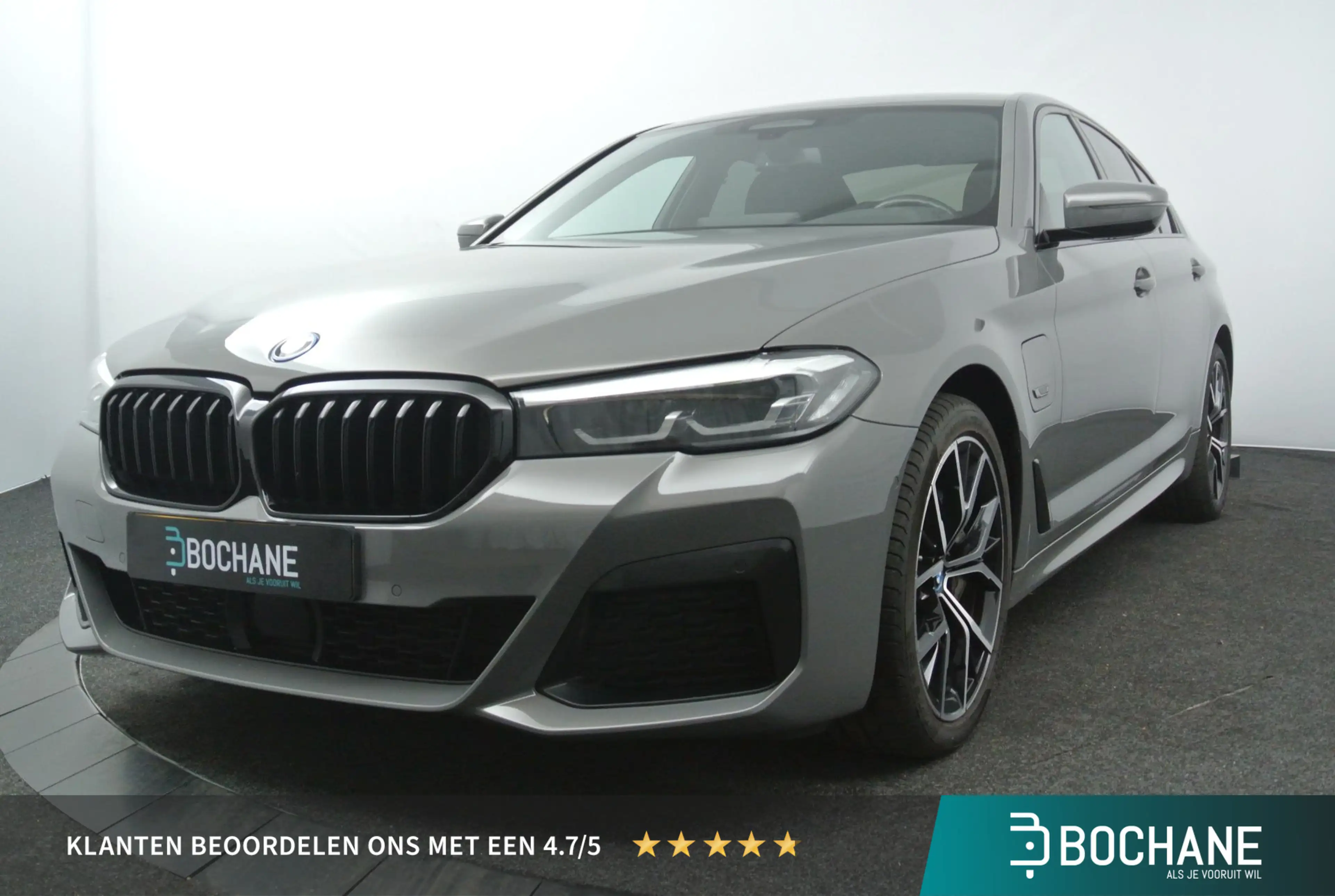 BMW 545 5-serie 545e xDrive M-Sport | Shadow Line | Parkin