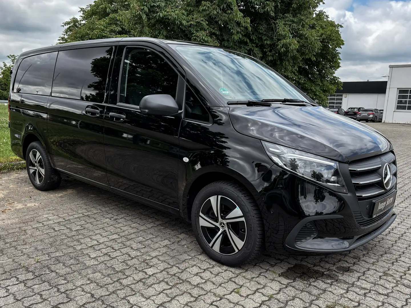 Mercedes-Benz Vito 119 CDI MX/L 360°+MBUX+Totwink.+Sitzhzg. Schwarz - 2