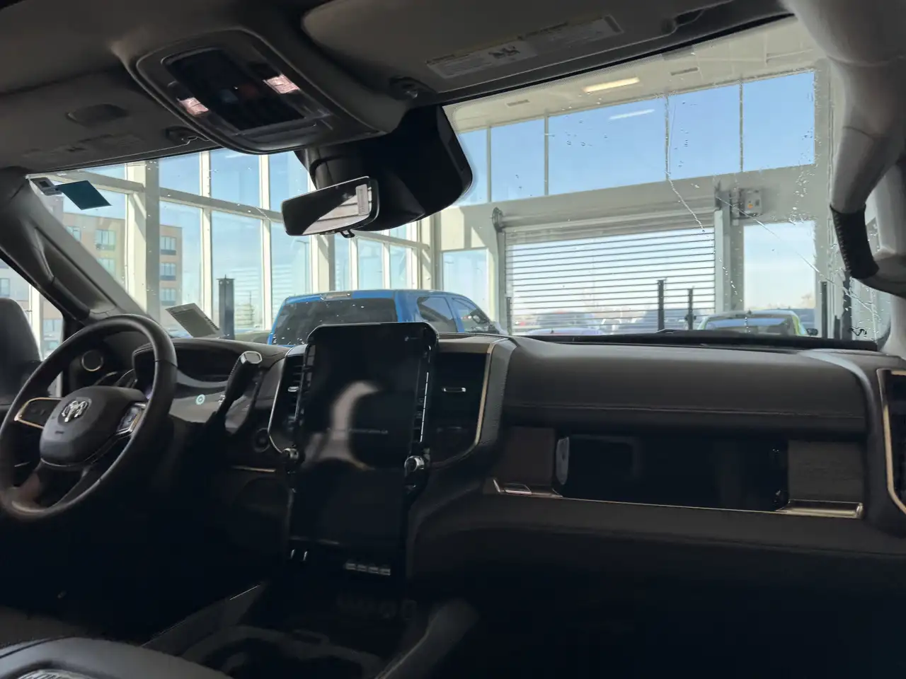 RAM 3500 снимка RAM 3500