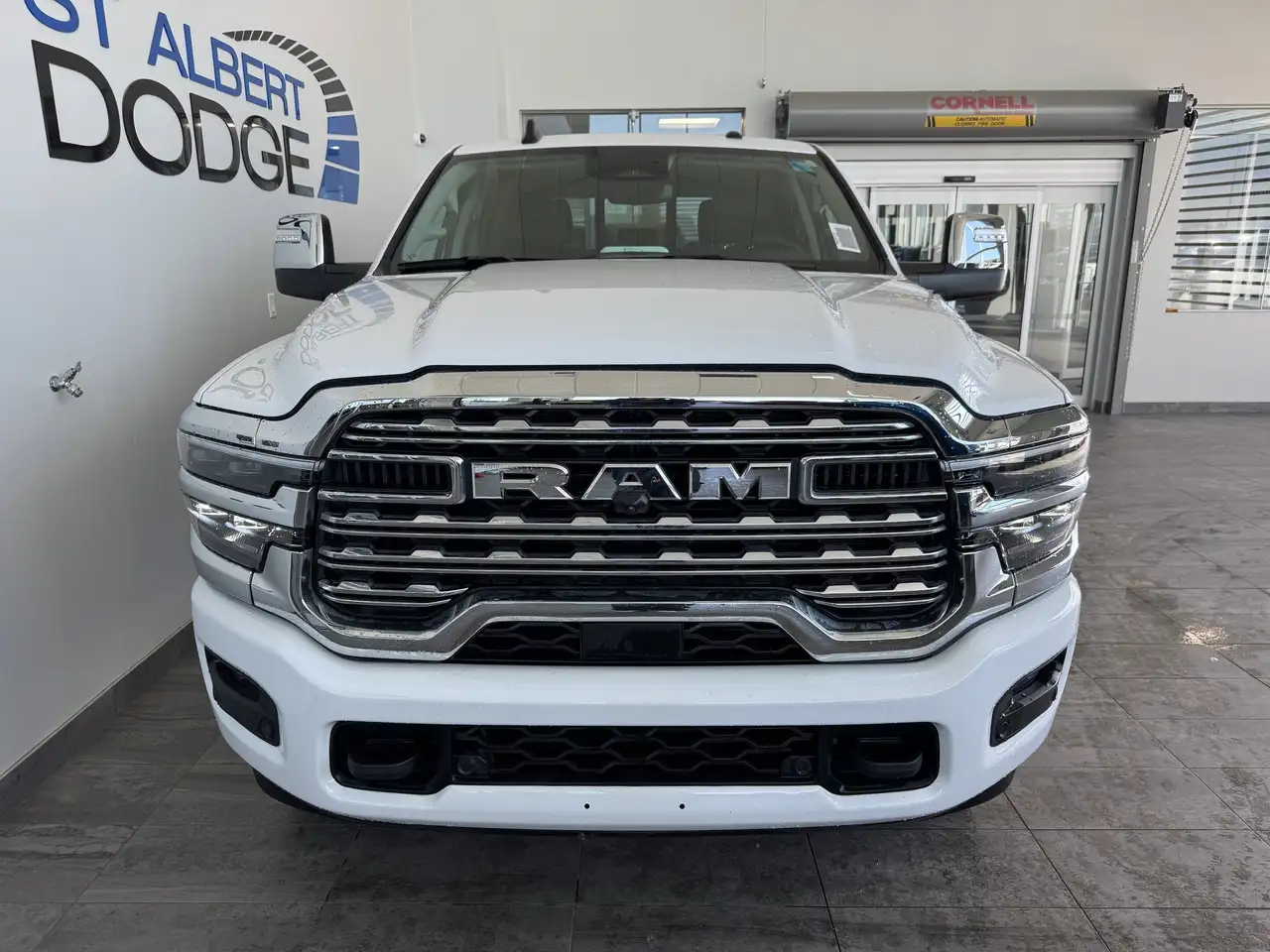RAM 3500 снимка RAM 3500