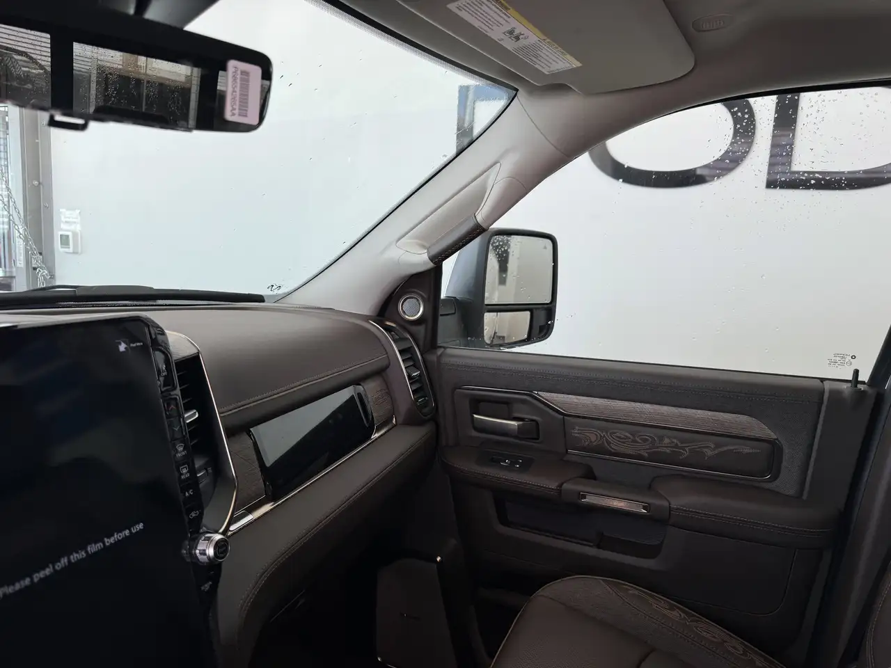 RAM 3500 снимка RAM 3500