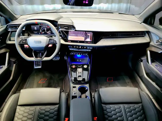 Audi RS3 view 11