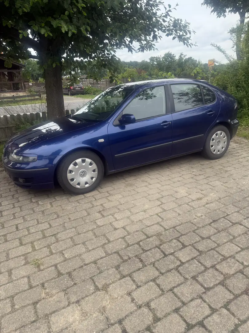 SEAT Leon 1.6 16V Signo - 1