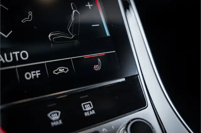 Audi Q7 view 21