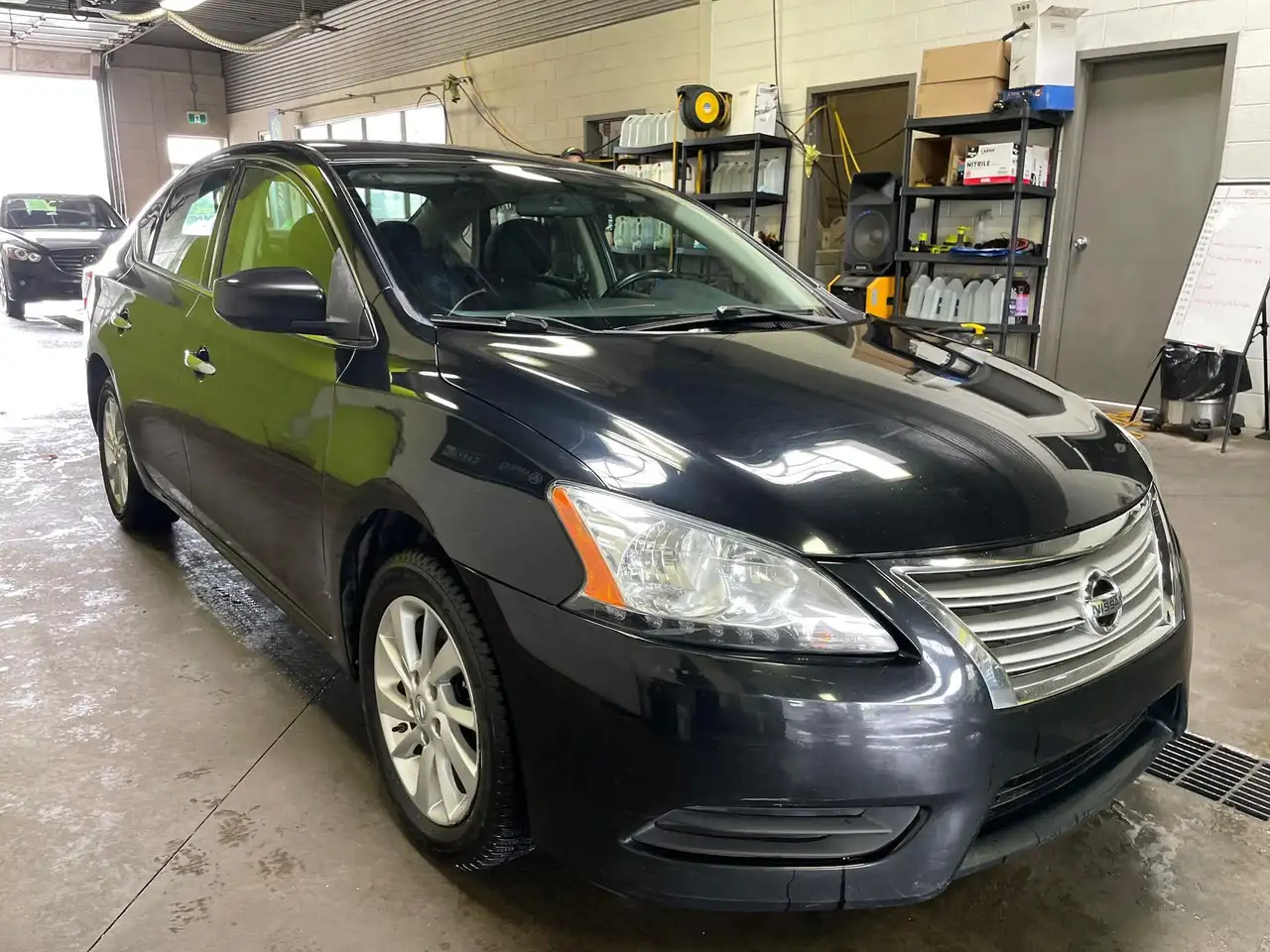 Nissan Sentra снимка Nissan Sentra